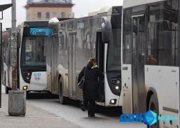 В РОСТОВЕ ЖЕНЩИНА ВЫПАЛА ИЗ АВТОБУСА ВО ВРЕМЯ ДВИЖЕНИЯ