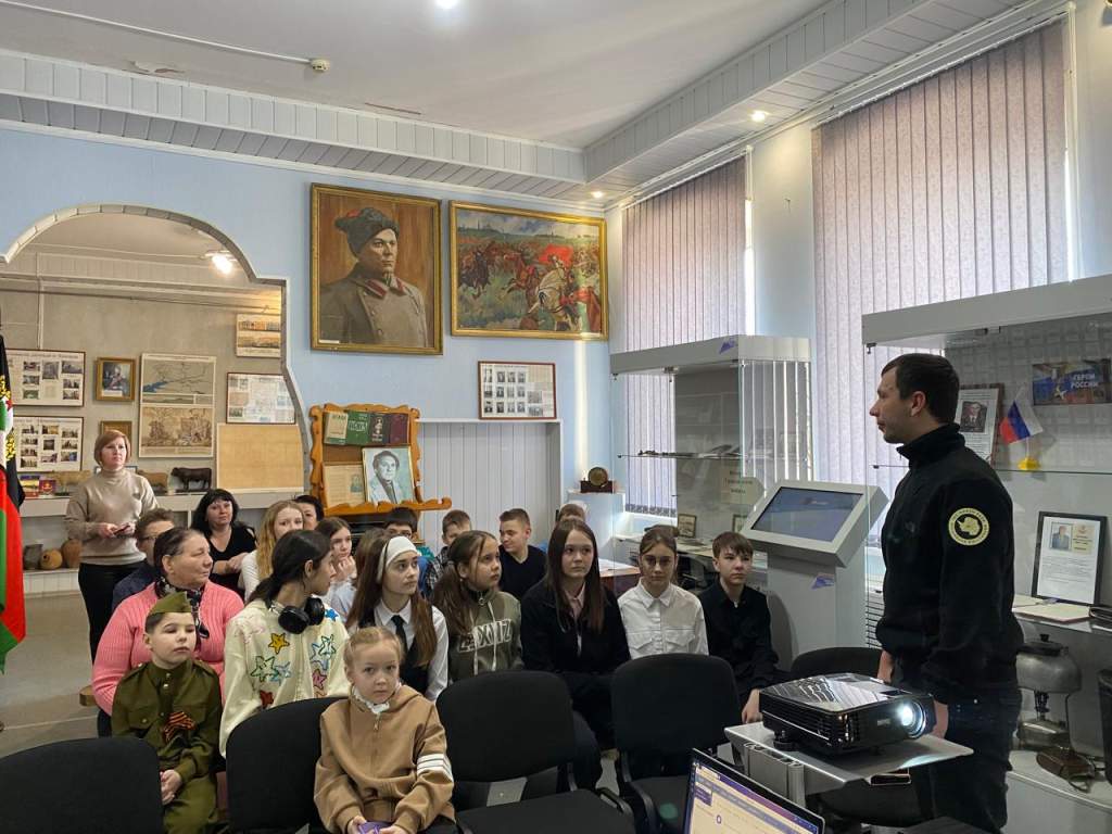 Историческая правда за нами