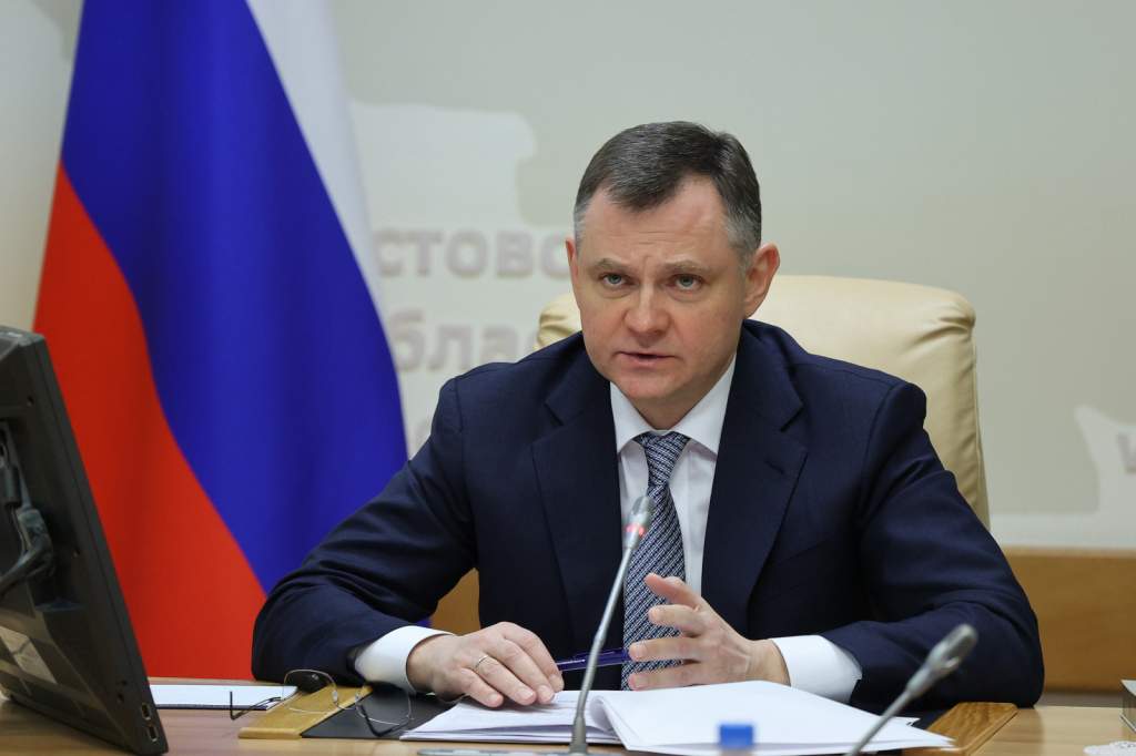 Руководитель Ростовской области поручил привести в порядок города и районы Дона, не дожидаясь месячника чистоты
