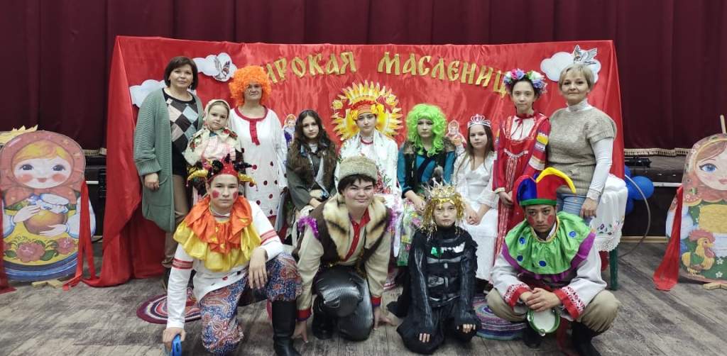 Масленица: Приглашаем гостей — угощаем блинами!