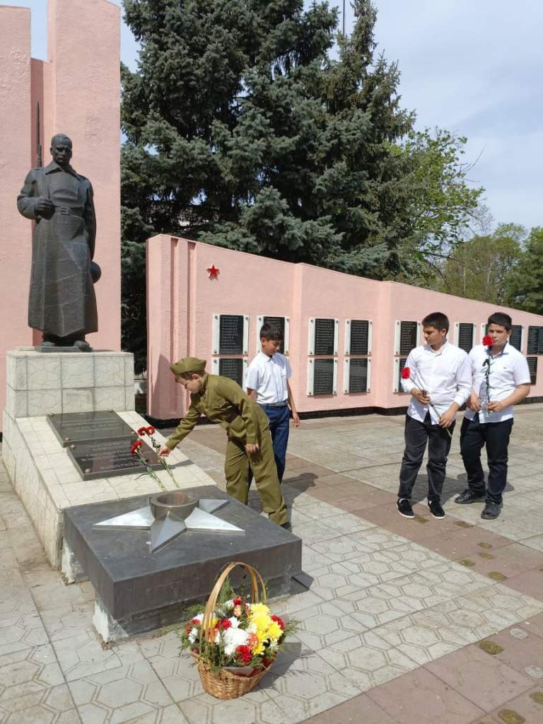 В сл. Большая Мартыновка состоялся районный фестиваль патриотической песни «Мы-патриоты России»