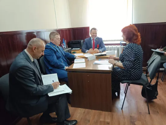 В местном отделении Партии «Единая Россия» сл. Большая Мартыновка состоялся прием граждан