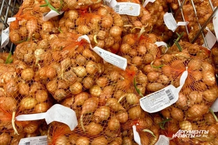 Цена лука на Дону выросла вдвое