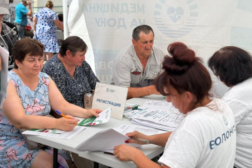 Медицинский состав передвижного комплекса оказывает жизненно важную помощь населению донского региона