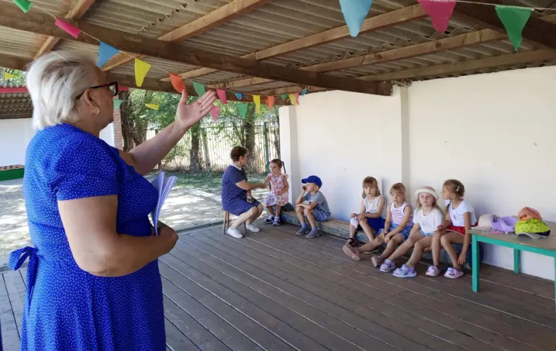 Дошколята сл. Большая Мартыновка приняли участие в IV- поэтической акции «Волшебное стеклышко Елизаветы Тараховской»