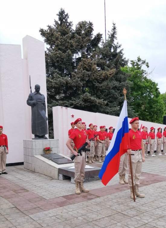 Воспитываем достойных граждан России