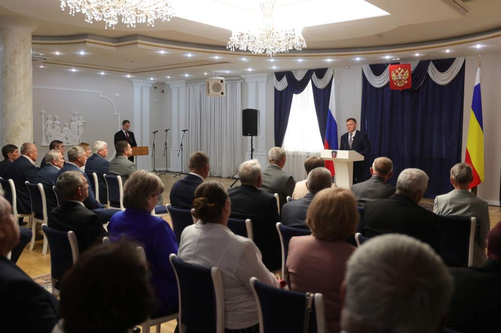 Более 8 миллионов тонн ранних зерновых культур убрали с полей донские аграрии