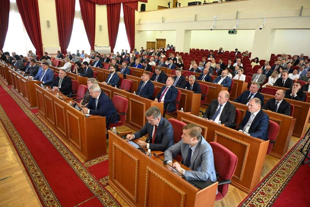 Донские депутаты приняли новые меры поддержки участников СВО и ветеранов боевых действий