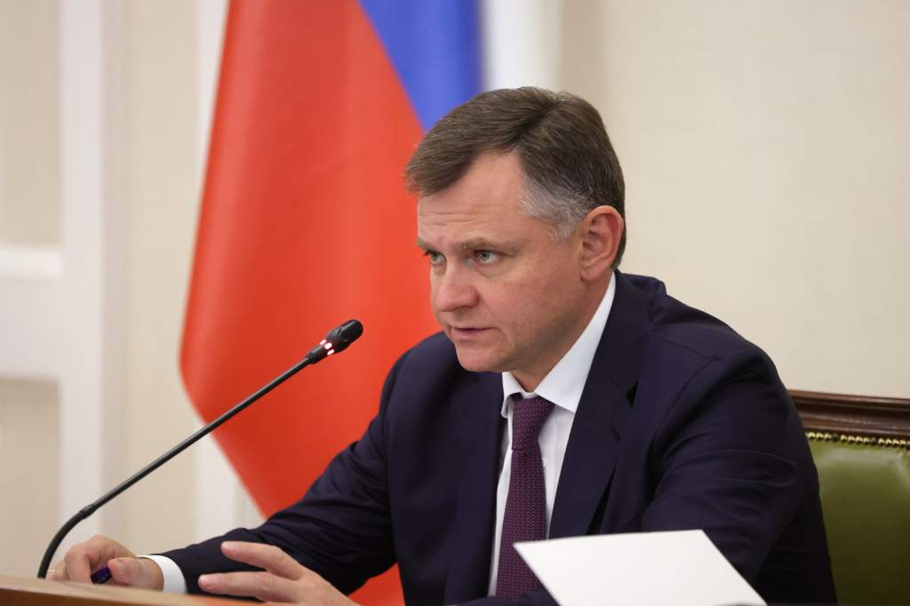 Юрий Слюсарь дал указание ускорить внедрение современных мусорных контейнеров в муниципалитетах Дона