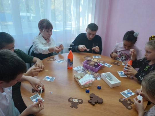 «Чебурашка СВОих не бросает»: Тепло детских сердец – солдатам на передовой