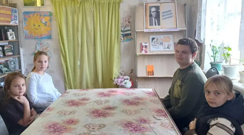 Борец за добро и справедливость: обзор творчества Владимира Железникова в библиотеке п. Абрикосовый