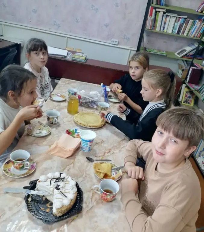 Кружок «Мамины помощники» открыл секреты чайных церемоний мира