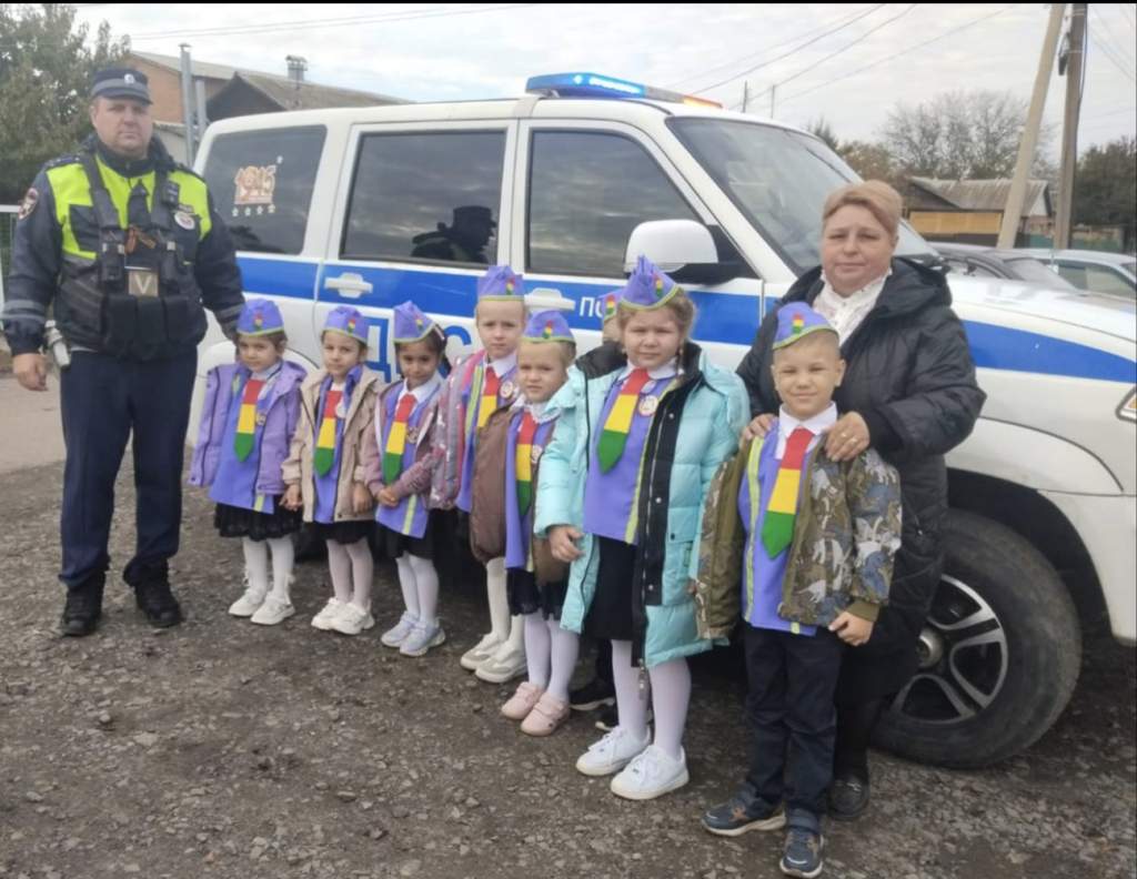 На территории Мартыновского района проводится областная широкомасштабная акция «Осень. Дети. Безопасность».