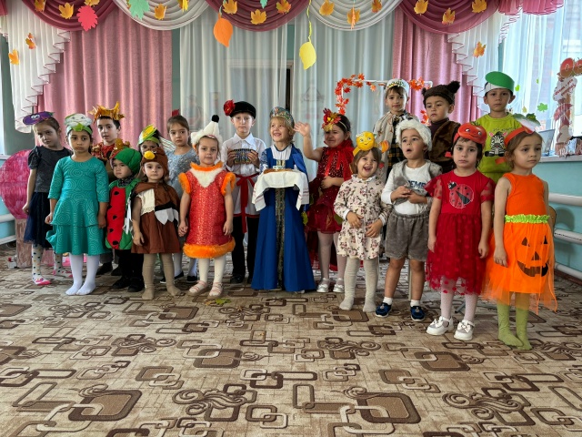 «Золотой листопад эмоций»: В «Теремке» хутора Арбузов прошел волшебный осенний праздник!