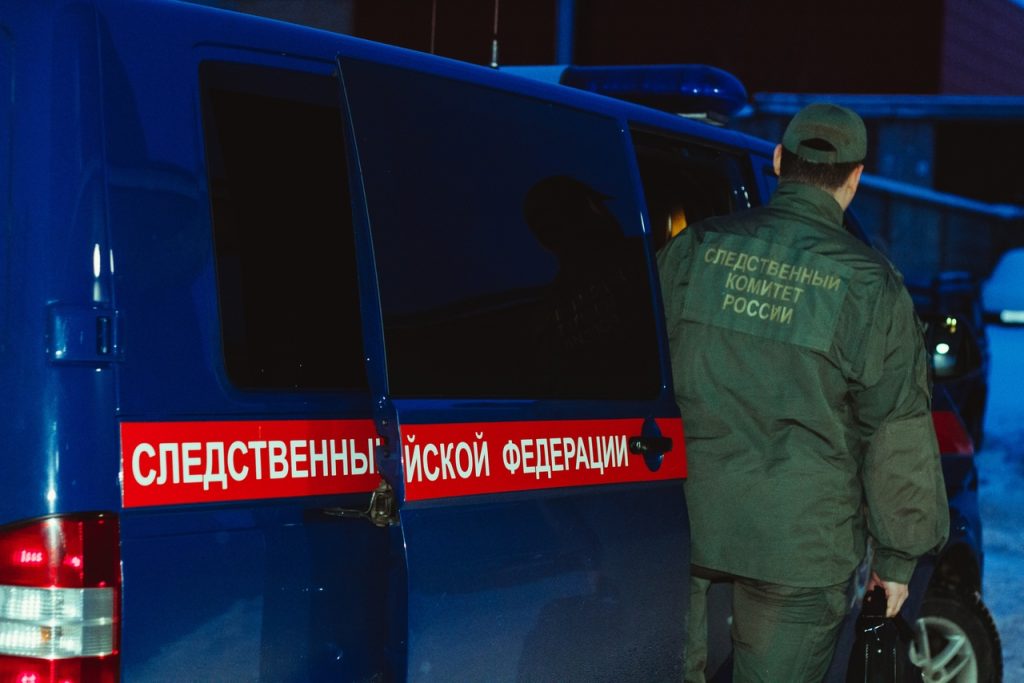 Квартира как капкан: Ростовчанка пережила кошмар после визита двух злоумышленников