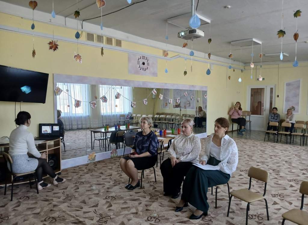 Логопеды Мартыновского района обменялись опытом развития речи у дошкольников с ТНР