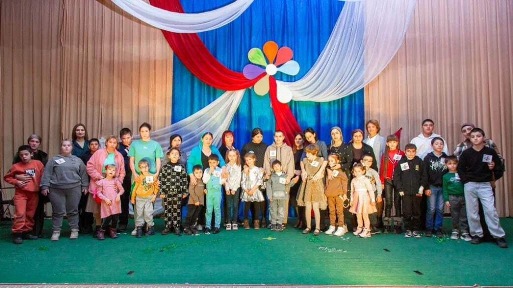 «Цветик семицветик» расцвёл в сердцах: фестиваль добра и безграничных возможностей для особенных детей!