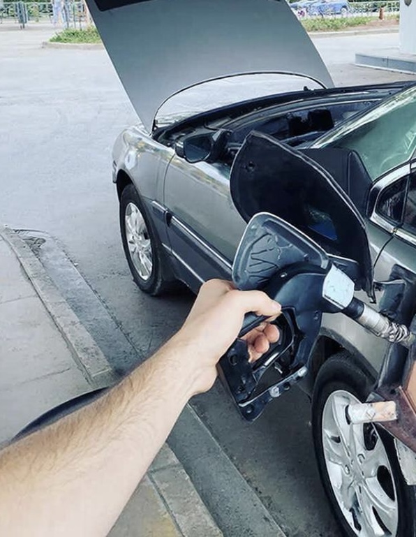 Что с ценами на заправках? Росстат рассказал о колебаниях стоимости бензина и дизеля в Ростовской области