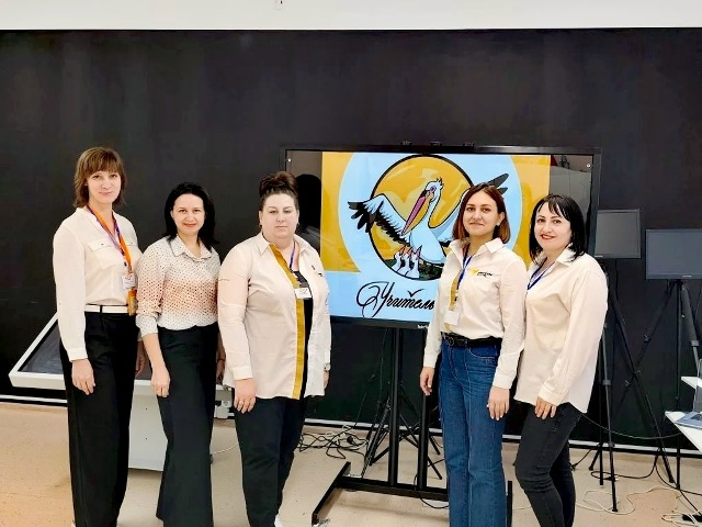 В Мартыновском районе выбирают лучшего советника по воспитанию: Круглый стол, философия и борьба за будущее поколения!