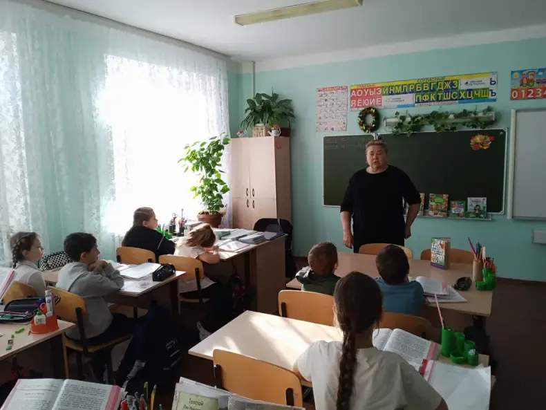 Зимний патруль безопасности: школьники Большой Мартыновки готовы к холодам!