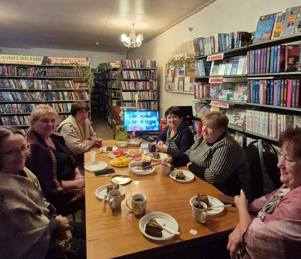 «Раз в Крещенский вечерок…»: в п. Южный прошли крещенские посиделки для «Милых дам»