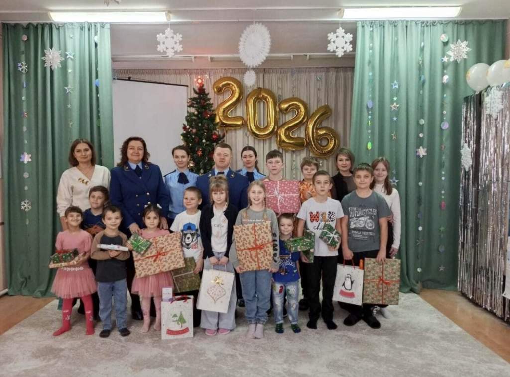 Спасибо за веру! Благотворители Мартыновского района согрели сердца детей в Новый год