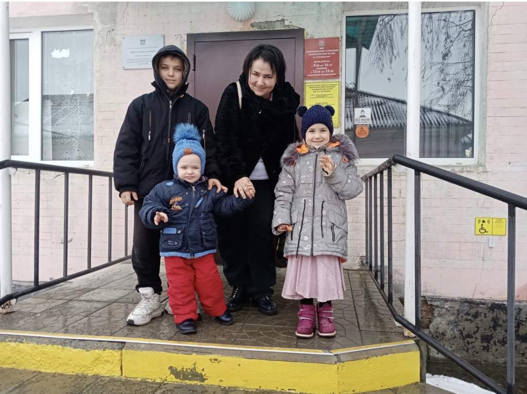 Четырежды интересно: многодетная семья Никитченко открыла для себя историю родного края в Мартыновском музее!