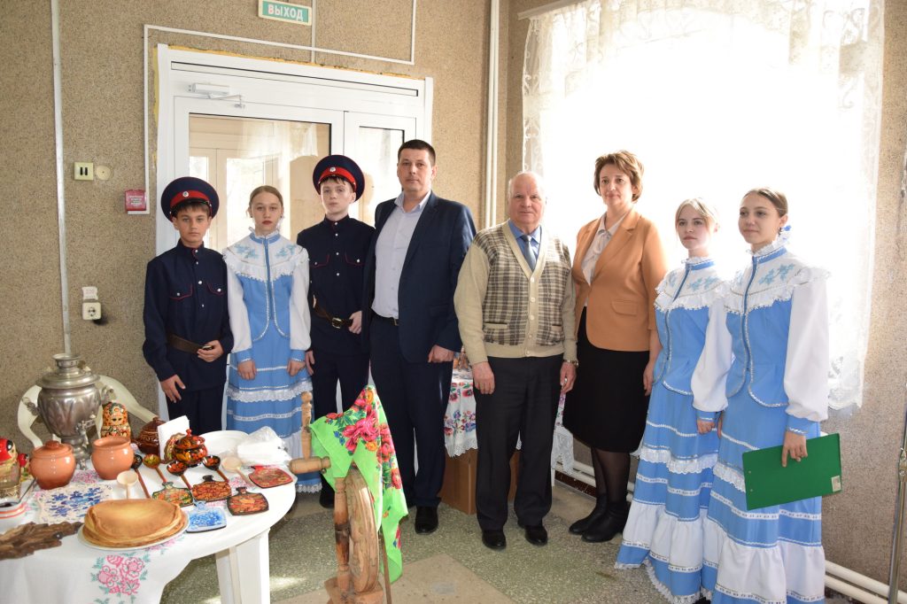 В Мартыновском районе состоялось открытие Года единства народов России