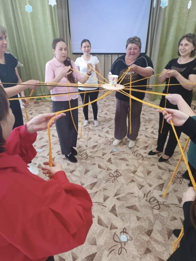 «Здоровые ножки» в действии: как инструкторы детских садов Мартыновского района побеждают плоскостопие и сутулость у малышей!