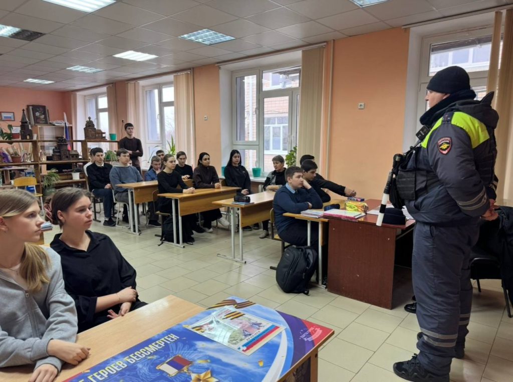 Родители, будьте бдительны! Дети за рулем мотоцикла – зона ответственности взрослых