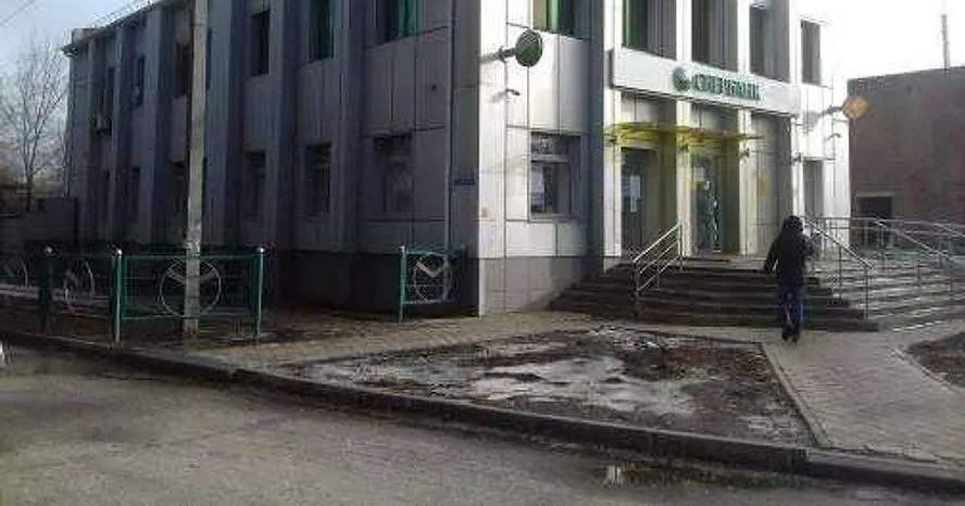 Сбербанк и ВТБ снижают ставки по рыночной ипотеке