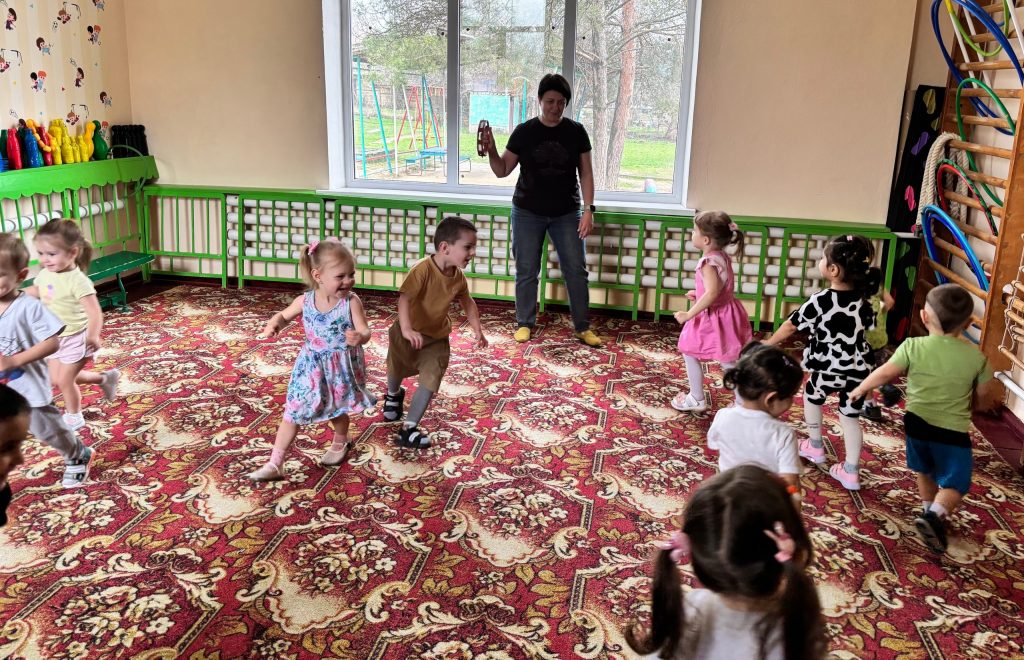 Спорт для малышей: энергичное начало дня