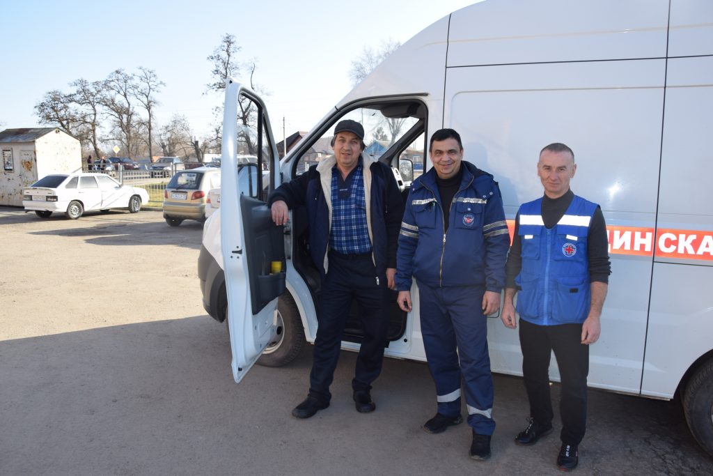 Уважаемые сотрудники и ветераны скорой медицинской помощи Мартыновского района