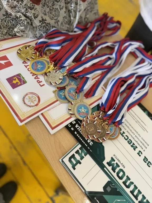 «Зарница 2.0»: Юные герои Большой Мартыновки зажгли на пути к победе!