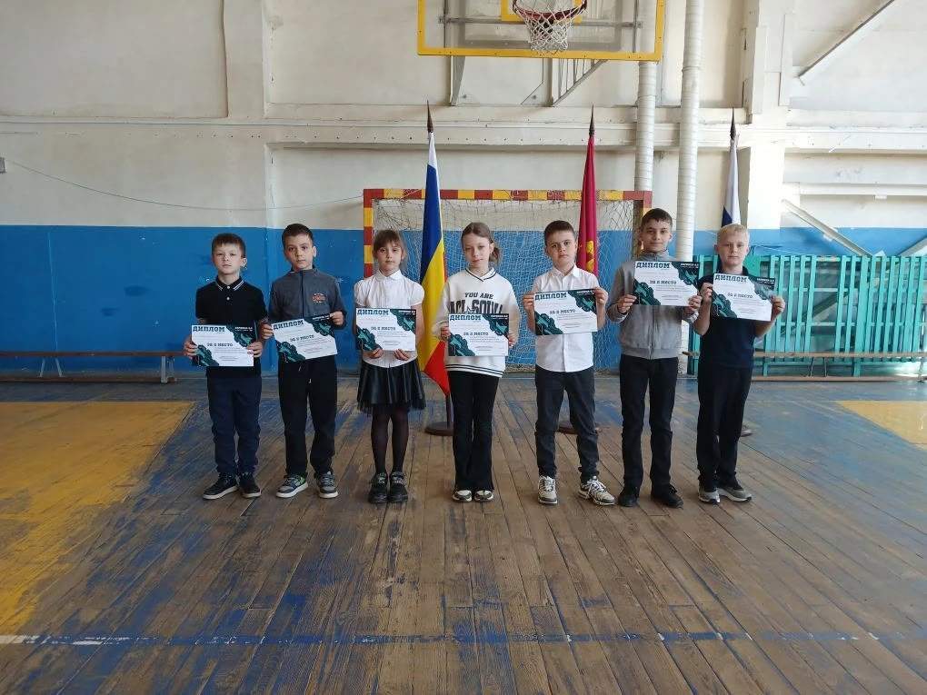 Новая четверть, новые победы: Школа сл. Большая Мартыновка отмечает успехи