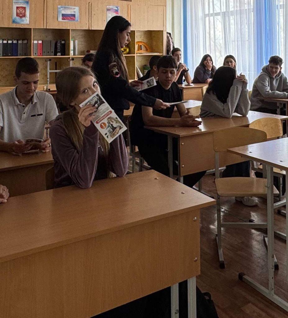 На территории Мартыновского района проводится профилактическое мероприятие «Несовершеннолетний водитель»