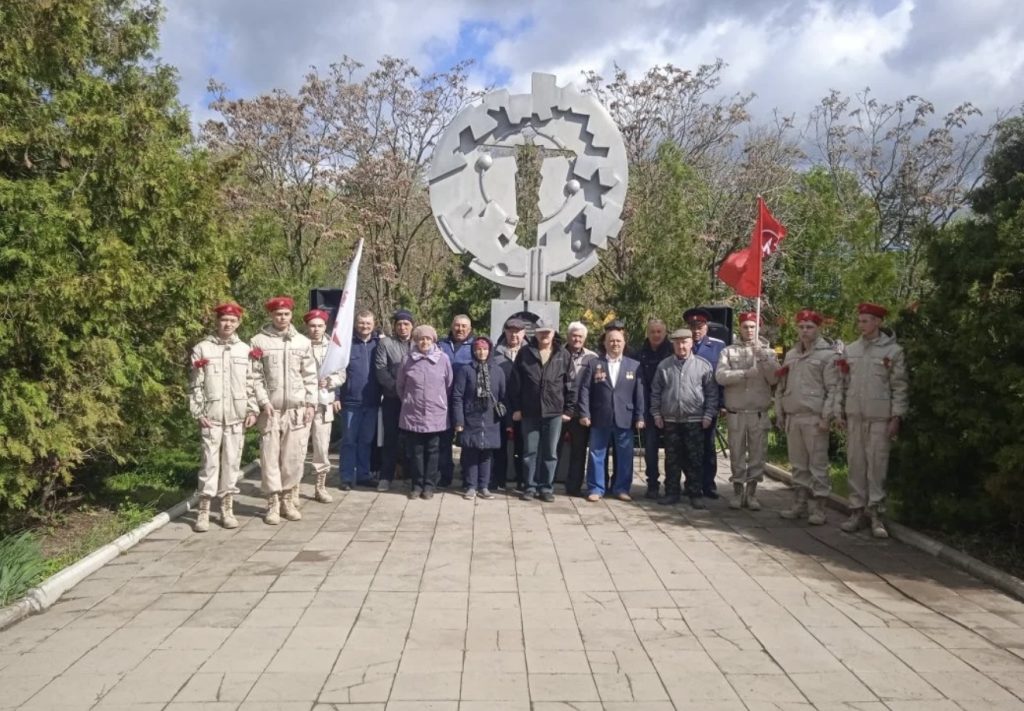 Память в граните: мартыновцы вспомнили подвиг чернобыльцев