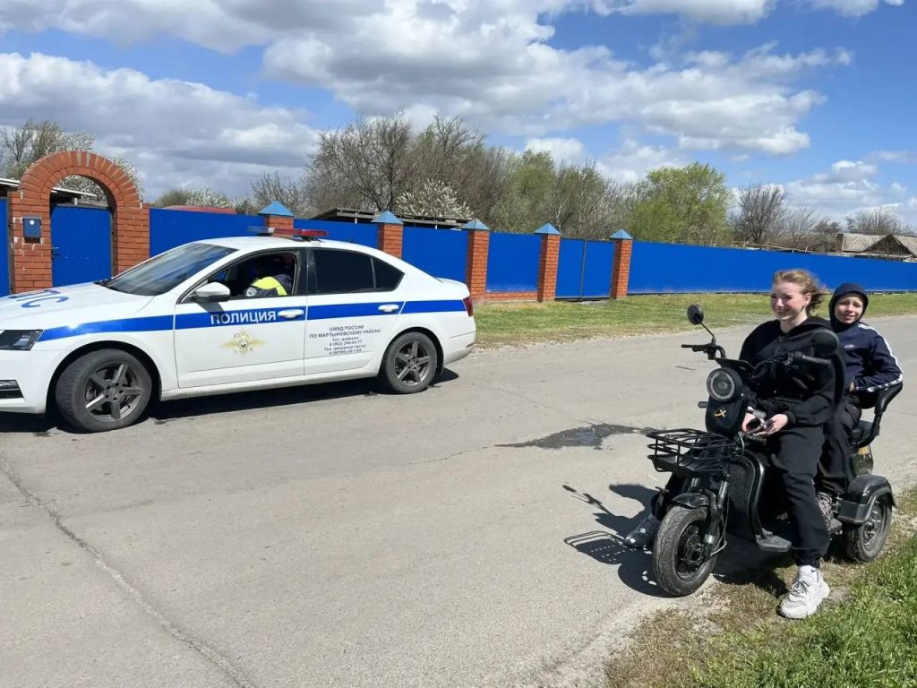 Мобильность по правилам: Госавтоинспекция Мартыновского района за безопасность на дорогах