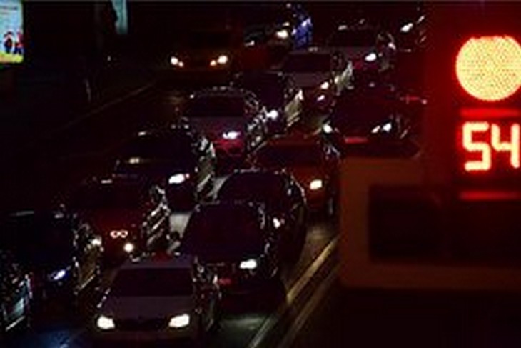 Светодиоды в фарах: почему замена ламп может стоить вам прав и даже автомобиля