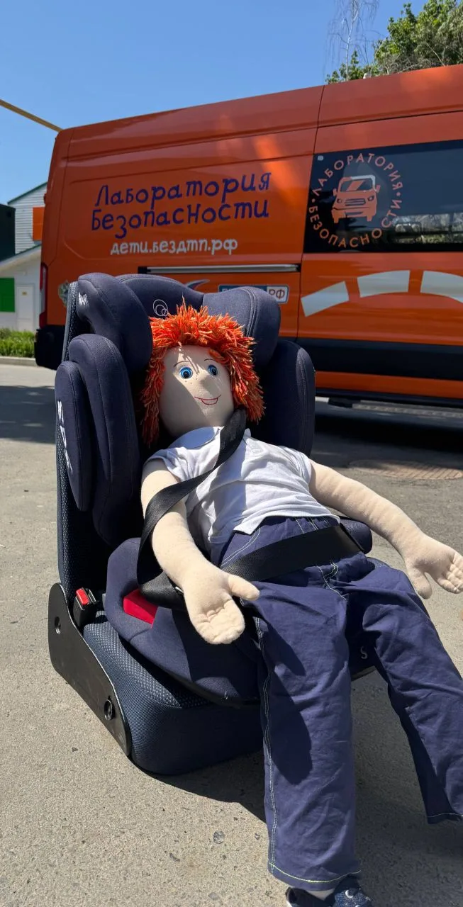 Рейд в Мартыновском районе: напоминание о безопасности детей на дороге