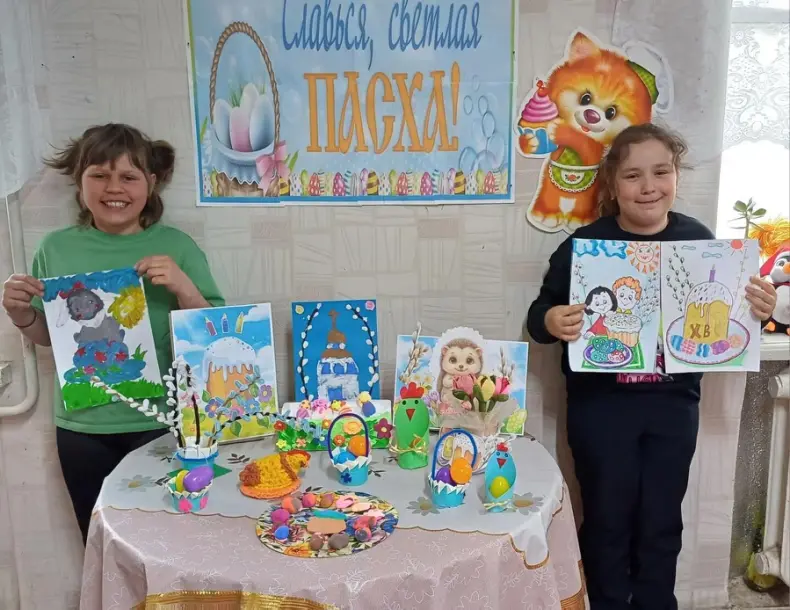 «Пасхальные Фантазии» в Абрикосовом: Детское творчество озарило сельскую библиотеку